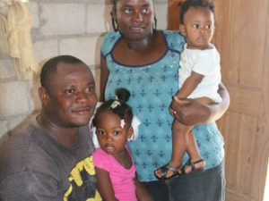 Daniel, Wife and 2 Baby Girls Project Image